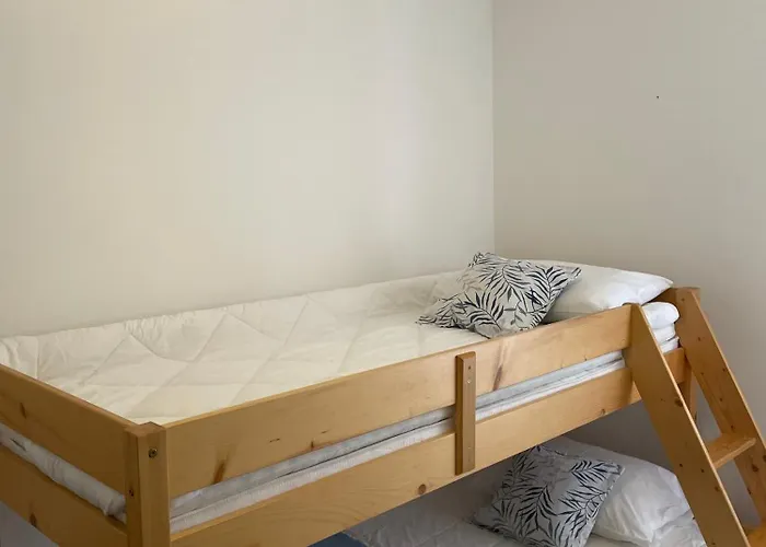 'one Tree' Apartment, Old Town Апартаменты *