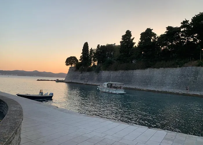 'one Tree' Apartment, Old Town Задар